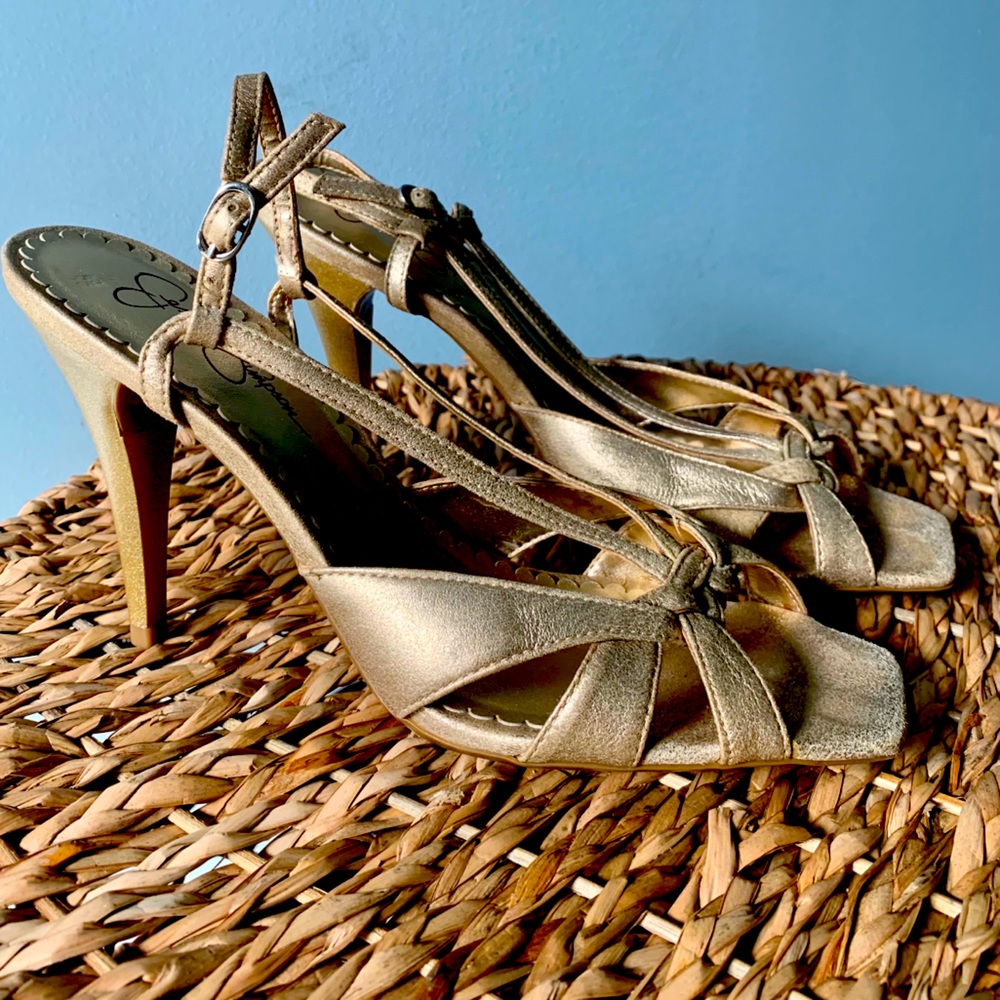 Never Worn Jessica Simpson Gold Metallic Heels